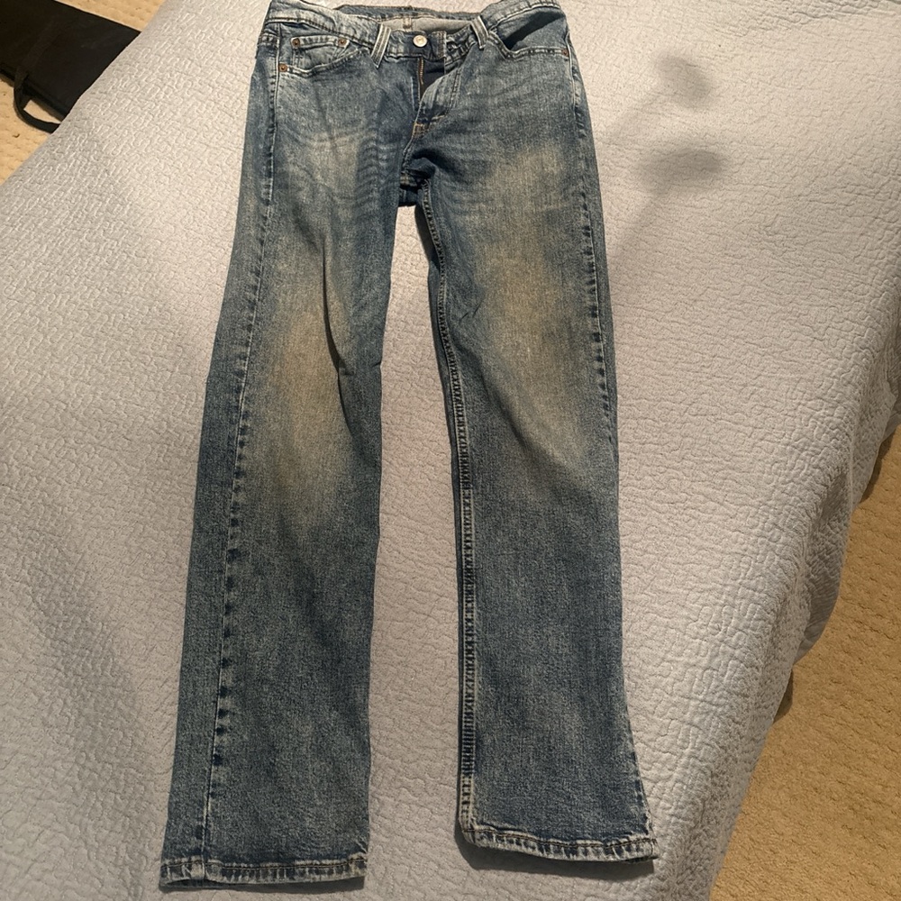 Levi's Classic Blue Denim Jeans